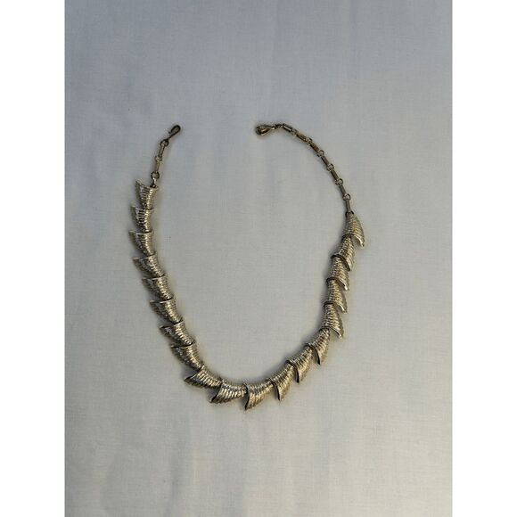 Vintage Statement Necklace in Gold Tone, Retro, Unique, - Picture 1 of 5